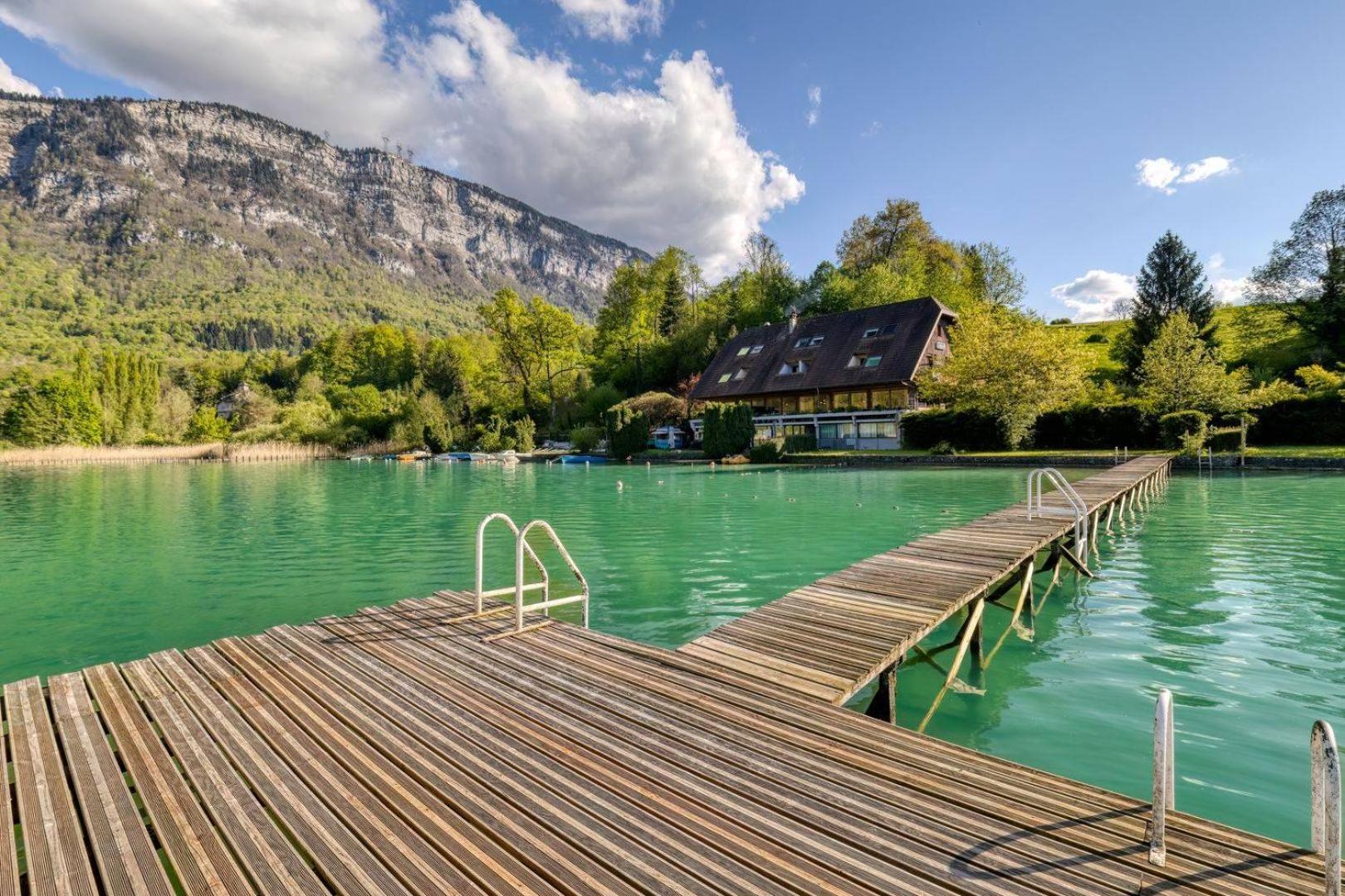 Hotel Les Sirenes Lepin-le-Lac Exterior foto