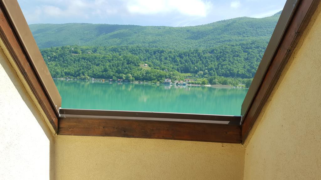 Hotel Les Sirenes Lepin-le-Lac Exterior foto
